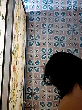 Snapshot of Alisteresa_ chatting on 07-17-26, 01:45 Alisteresa online show from 07-17-26, 01:45