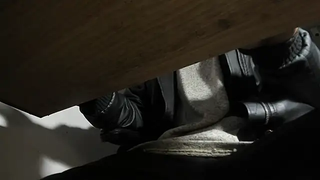 s sven03 online show from 02-09-25, 07:38