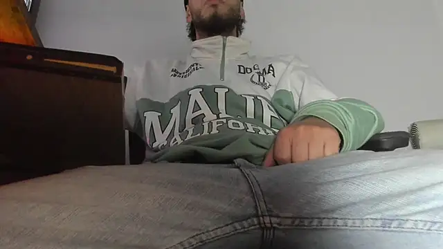 s sven03 online show from 10-19-25, 11:27