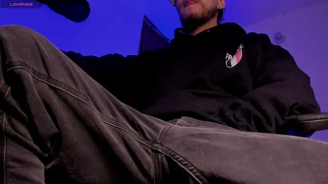 s sven03 online show from 02-12-26, 07:14