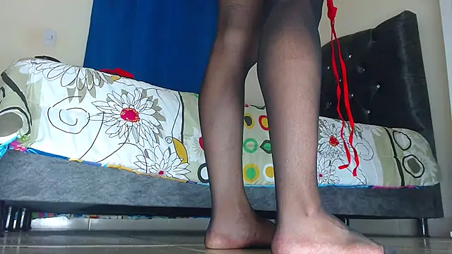 Valenn rey online show from 03-04-25, 08:27