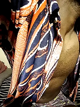 Snapshot of Moteroxz chatting on 09-16-25, 05:41 Moteroxz online show from 09-16-25, 05:41