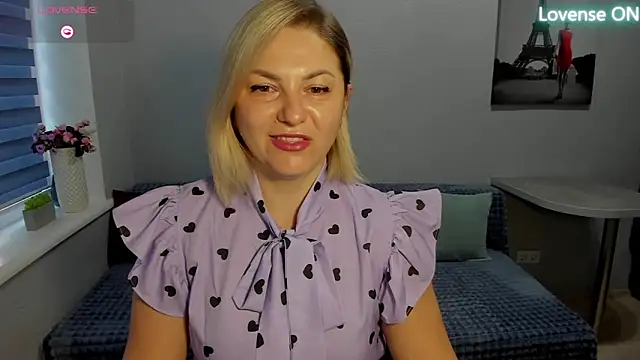 Snapshot of sweet___margaret chatting on 03-14-25, 05:59 sweet margaret online show from 03-14-25, 05:59