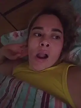 Snapshot of Amelia1_ chatting on 05-07-26, 12:43 Amelia1 online show from 05-07-26, 12:43
