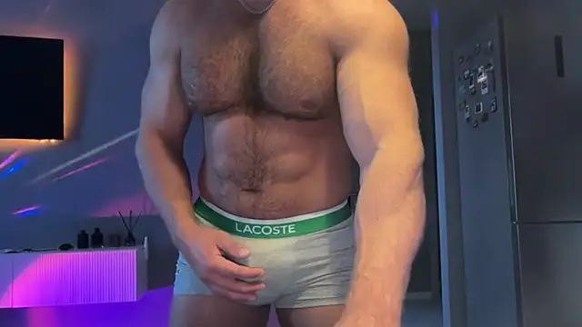 KarlosRichi online show from 03-25-26, 02:34