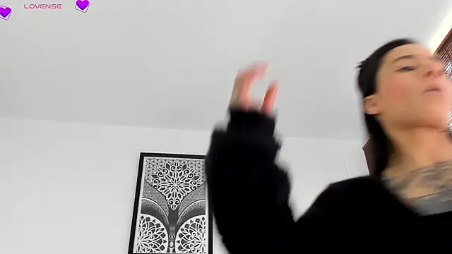 VeronicaTonu online show from 02-02-26, 06:28