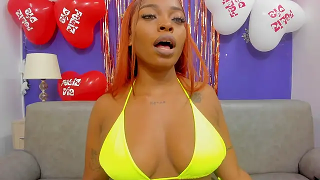 Snapshot of ShantalGomes chatting on 02-12-26, 07:53 ShantalGomes online show from 02-12-26, 07:53