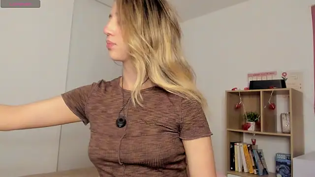 Snapshot of Natasna2 chatting on 10-10-25, 06:34 Natasna2 online show from 10-10-25, 06:34