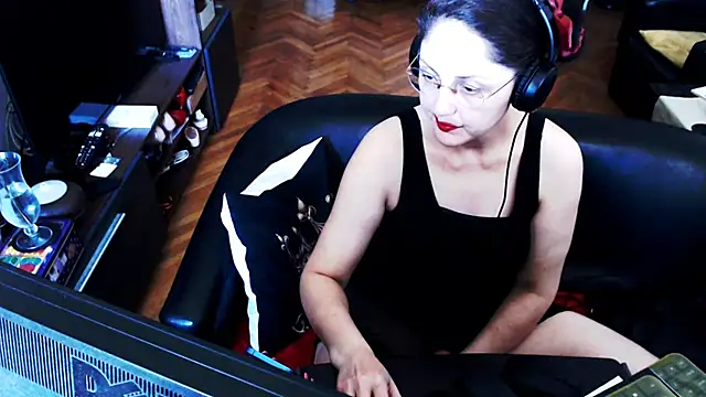 Snapshot of Imperatriza chatting on 07-05-26, 09:05 Imperatriza online show from 07-05-26, 09:05