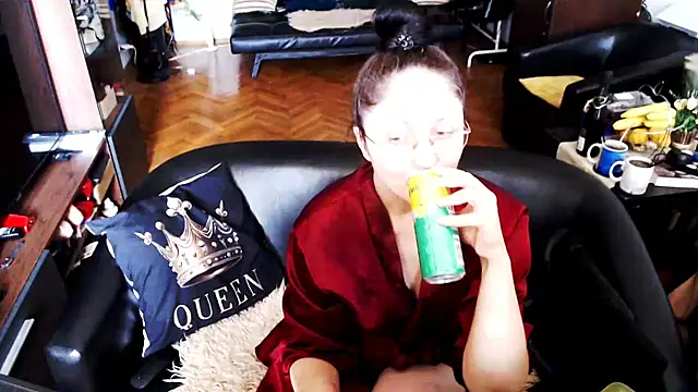 Snapshot of Imperatriza chatting on 07-14-26, 03:40 Imperatriza online show from 07-14-26, 03:40
