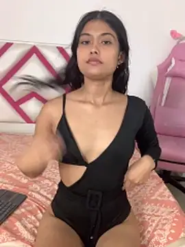 Snapshot of Sarita_Brooks chatting on 12-16-25, 09:53 Sarita Brooks online show from 12-16-25, 09:53