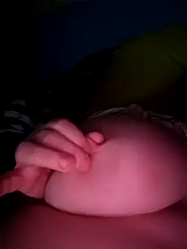 Snapshot of poussychats chatting on 01-28-25, 11:39 poussychats online show from 01-28-25, 11:39