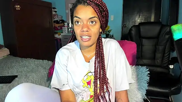 ladyrd1 online show from 12-05-24, 03:15