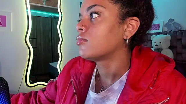 ladyrd1 online show from 02-23-25, 09:44