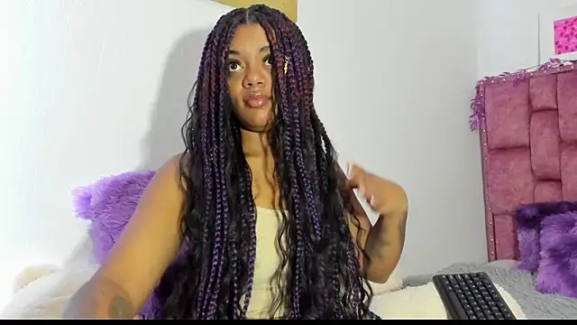 ladyrd1 online show from 09-26-25, 01:37