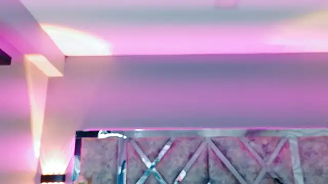 MarianaGarciaa   online show from 10-18-25, 07:25