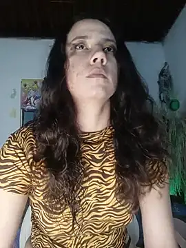 Snapshot of lovely_kitt chatting on 06-06-26, 04:39 lovely kitt online show from 06-06-26, 04:39