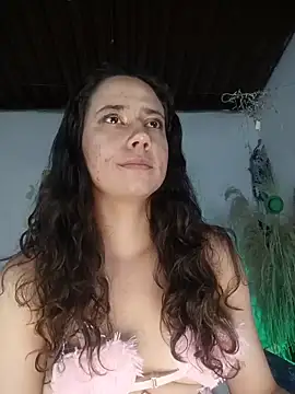Snapshot of lovely_kitt chatting on 06-07-26, 01:21 lovely kitt online show from 06-07-26, 01:21