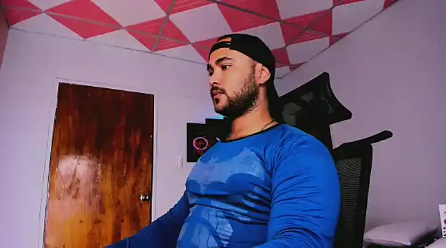 Snapshot of Sebas-hott chatting on 02-09-25, 03:11 Sebas-hott online show from 02-09-25, 03:11