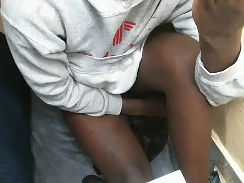 centzSexy online show from 04-16-26, 08:04