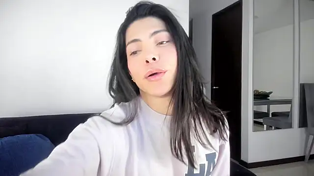 angelturned001 online show from 01-15-26, 11:08