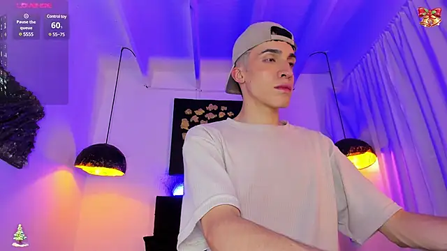 Snapshot of Angel_Snowhotxxx chatting on 12-21-24, 10:51 Angel Snowhotxxx online show from 12-21-24, 10:51