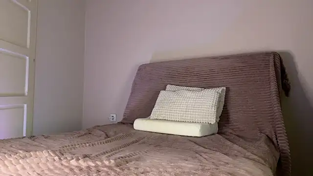 itsmaxxbaby  online show from 04-08-26, 04:34