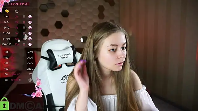 Polumna cute online show from 02-20-25, 02:13