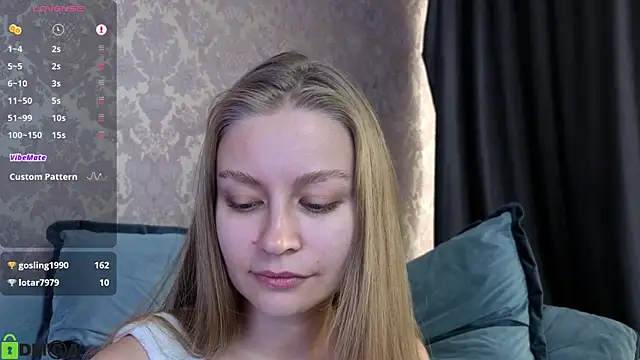 Snapshot of Polumna_cute chatting on 06-20-26, 03:04 Polumna cute online show from 06-20-26, 03:04