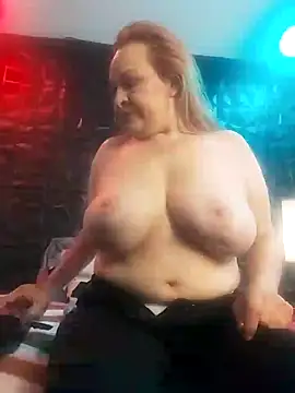 Snapshot of Wife_sexxx chatting on 12-13-24, 01:12 Wife sexxx online show from 12-13-24, 01:12