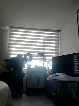 Snapshot of Wife_sexxx chatting on 01-26-25, 07:09 Wife sexxx online show from 01-26-25, 07:09