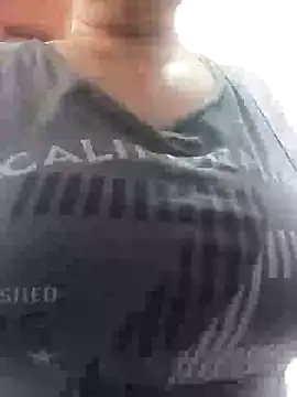 Snapshot of Wife_sexxx chatting on 02-08-25, 03:10 Wife sexxx online show from 02-08-25, 03:10