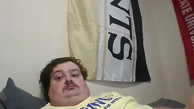 Snapshot of YelpedAverting chatting on 10-23-25, 07:56 YelpedAverting online show from 10-23-25, 07:56