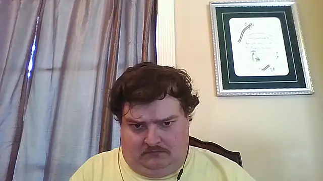 Snapshot of YelpedAverting chatting on 11-07-25, 08:31 YelpedAverting online show from 11-07-25, 08:31