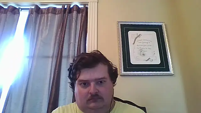 Snapshot of YelpedAverting chatting on 11-14-25, 08:29 YelpedAverting online show from 11-14-25, 08:29