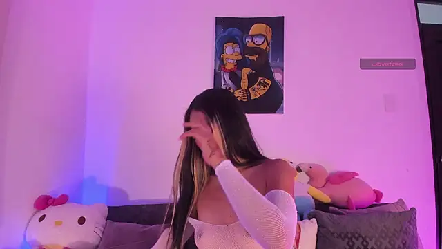 Snapshot of penny_sweett_ chatting on 02-27-26, 12:43 penny sweett online show from 02-27-26, 12:43