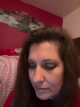 Snapshot of Lwhite1 chatting on 01-11-25, 12:12 Lwhite1 online show from 01-11-25, 12:12