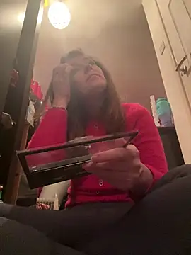 Snapshot of Lwhite1 chatting on 02-19-25, 11:57 Lwhite1 online show from 02-19-25, 11:57