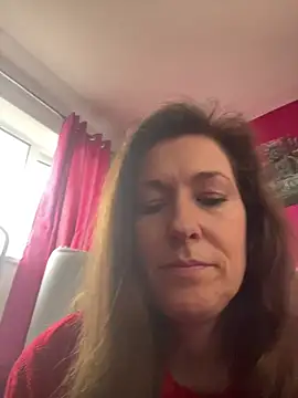 Snapshot of Lwhite1 chatting on 03-13-25, 04:01 Lwhite1 online show from 03-13-25, 04:01