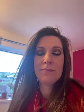 Snapshot of Lwhite1 chatting on 03-14-25, 05:35 Lwhite1 online show from 03-14-25, 05:35