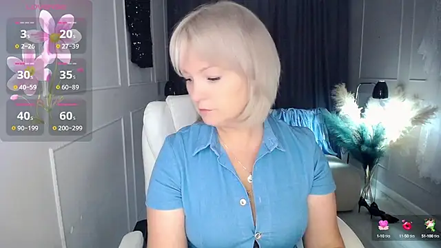 Juarnea online show from 09-26-25, 01:26