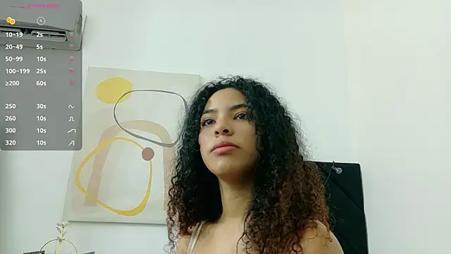 Snapshot of littleebonny chatting on 05-30-26, 12:57 littleebonny online show from 05-30-26, 12:57