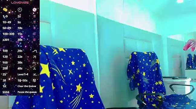 Snapshot of KayleighDreams_ chatting on 02-10-25, 03:35 KayleighDreams online show from 02-10-25, 03:35