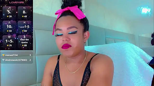 Snapshot of KayleighDreams_ chatting on 03-11-25, 12:17 KayleighDreams online show from 03-11-25, 12:17