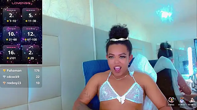 Snapshot of KayleighDreams_ chatting on 03-13-25, 12:35 KayleighDreams online show from 03-13-25, 12:35