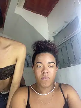 Snapshot of KayleighDreams_ chatting on 10-17-25, 08:17 KayleighDreams online show from 10-17-25, 08:17