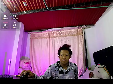 Snapshot of KayleighDreams_ chatting on 11-25-25, 12:54 KayleighDreams online show from 11-25-25, 12:54