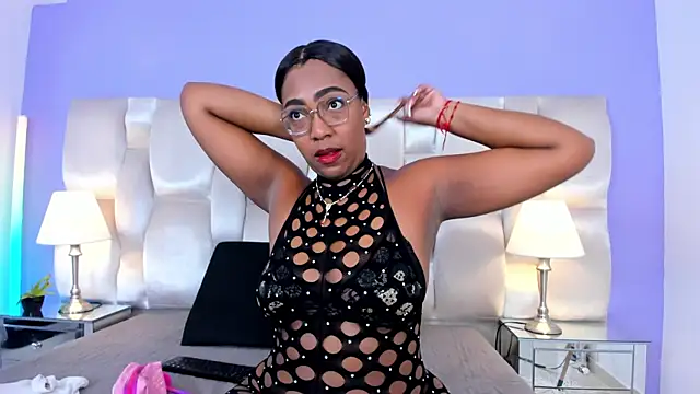 Snapshot of dirtyvictoria chatting on 09-29-25, 12:10 dirtyvictoria online show from 09-29-25, 12:10