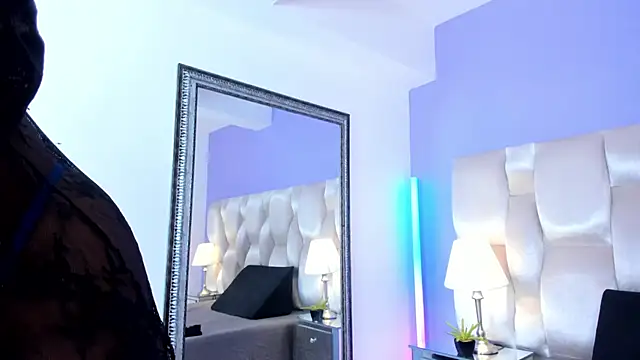 Snapshot of dirtyvictoria chatting on 10-21-25, 12:17 dirtyvictoria online show from 10-21-25, 12:17