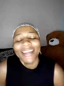 Snapshot of CocoBootyyy chatting on 12-26-24, 01:51 CocoBootyyy online show from 12-26-24, 01:51